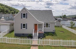 1628 16th Street, Nitro, WV 25143