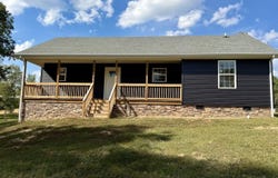 1093 Topton Road, London, KY 40744