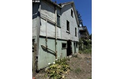 63776 ELLEN St, CoosBay, OR 97420