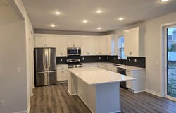 1499 Patton Dr, Hartford, WI 53027