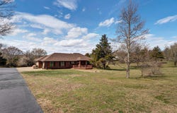 4303 N Willow Road, Ozark, MO 65721