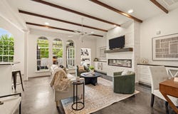 2301 Grizzly Run Lane, Euless, TX 76039