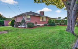 22 Lodge St, Worcester, MA 01604