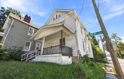 3238 Gilbert Avenue, Cincinnati, OH 45207