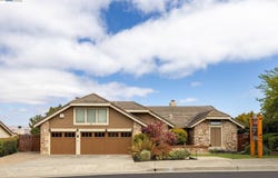 8115 Brittany Dr, Dublin, CA 94568