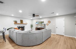 213 Wilshire Drive, Euless, TX 76040