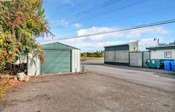 770 S BERTELSEN Rd, Eugene, OR 97402