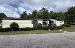52 Rachel Circle, Goffstown, NH 03045