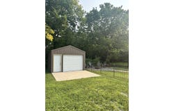 325 W 3rd St, Lamoni, IA 50140