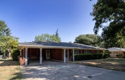 217 Texas Avenue, Gilmer, TX 75645