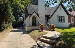 910 N BARKSDALE St, Memphis, TN 38107