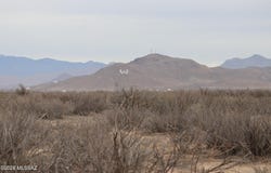 IRON ROSE Road, Willcox, AZ 85643