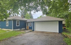11102 82nd St, Pleasant Prairie, WI 53158