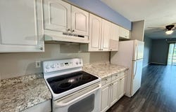 2058 NE HOGAN Dr, Gresham, OR 97030