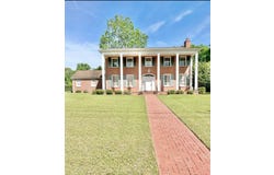 304 Simmons, Enterprise, AL 36330