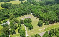 2115 E Pinecrest Dr., Atlanta, TX 75551