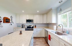 WHITEHALL, PA 18052
