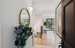 7101 Pinehaven Rd, Oakland, CA 94611