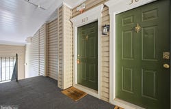 46956 COURTYARD Square, STERLING, VA 20164