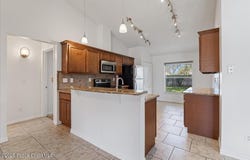816 Hunters Creek Drive, Melbourne, FL 32904