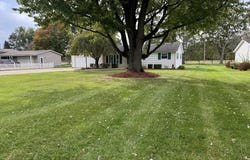 3076 Oak Dr, Bucyrus, OH 44820
