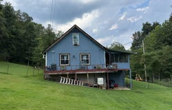 228 Lucky Hearts Farm Dr, Normantown, WV 25267