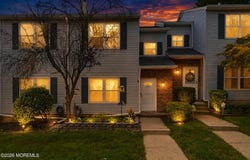 60 Hickory Court, Jamesburg, NJ 08831