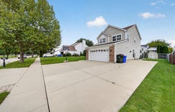 353 Valley Forge Avenue, South Elgin, IL 60177