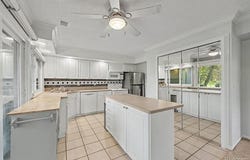 2668 Williamsburg Circle, Auburn Hills, MI 48326