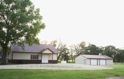 5304 E 4th Ave, Hutchinson, KS 67501