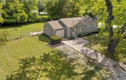 5433 Willow Avenue, Raytown, MO 64133