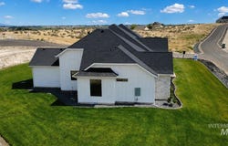 17244 Triple Crown Pl, Caldwell, ID 83607