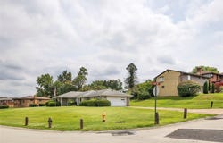 605 Regina Dr, Forward Twp, PA 15037