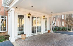405 S PERKINS Rd, Memphis, TN 38117