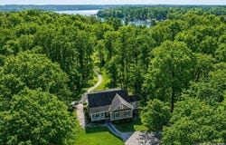 1089 OCCANECCHI TRL, Ebony, VA 23845