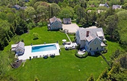 2 Noras Lane, Edgartown, MA 02539