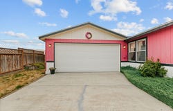 125 Top Ct, Yakima, WA 98901