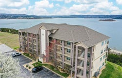 730 Emerald Pointe Drive, Hollister, MO 65672