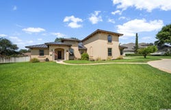 1626 Clover Ridge, Pleasanton, TX 78064