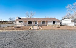 46812 8th Street, Ash Fork, AZ 86320
