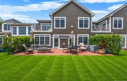52102 Beech Tree Lane, Plainview, NY 11803