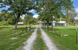 145 Private Road 944, Fairfield, TX 75840