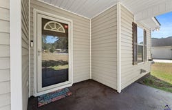 200 crestwood Circle, Centerville, GA 31028