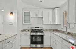 7853 Bothwell Rd, Reseda, CA 91335
