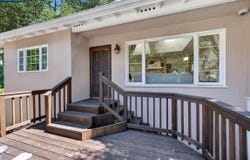 1130 Glencourt Dr, Oakland, CA 94611