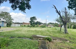 213 E Lindbergh Blvd, Universal City, TX 78148