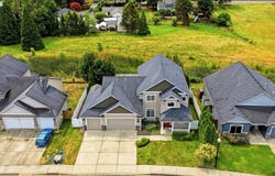 518 W 12TH Way, LaCenter, WA 98629