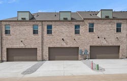 621 Blue Ridge Drive, Mansfield, TX 76063