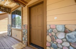 2937 Ransack Road, Overgaard, AZ 85933