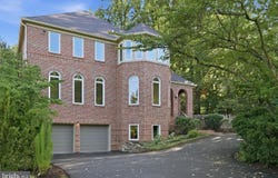 6505 RIVER RD, BETHESDA, MD 20817